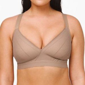 Lululemon NWT Awake to Lace Bra 36E